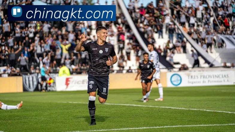 欧冠小组赛第一轮多场焦点对决影响小组出线节奏与积分争夺